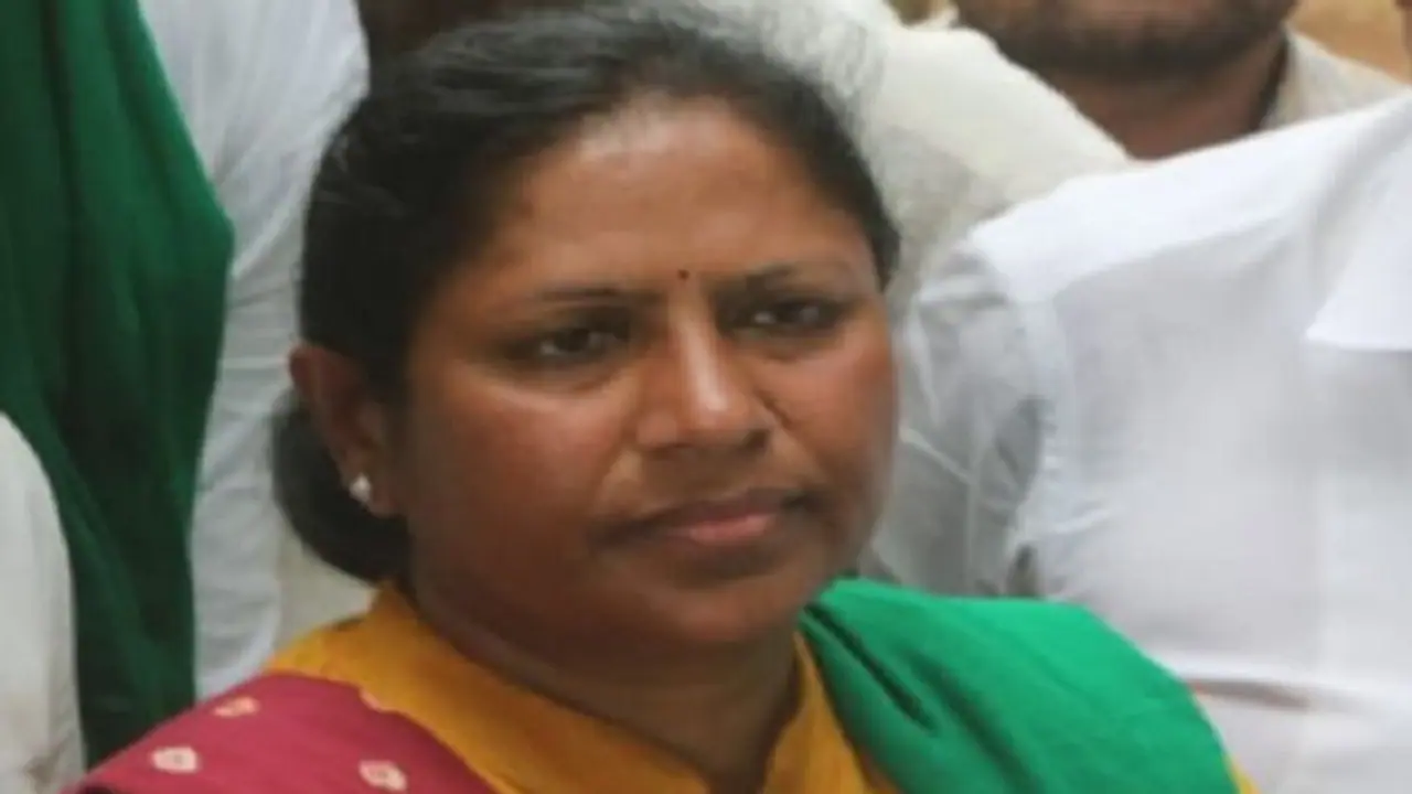 ಬಿಜೆಪಿ ಎಂಎಲ್‌ಸಿ ಸ್ಥಾನಕ್ಕೆ ತೇಜಸ್ವಿನಿ ಗೌಡ ರಾಜೀನಾಮೆ: ಮತ್ತೆ ಕಾಂಗ್ರೆಸ್‌ಗೆ ವಾಪಸ್‌?