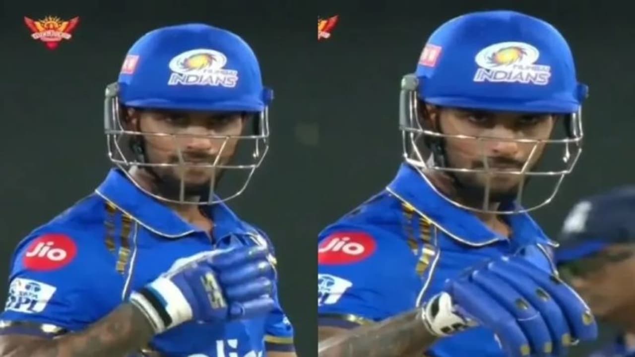 50 അടിച്ചശേഷം സൂര്യകുമാറിന്റെ പ്രത്യേക തരം ആക്ഷനെടുത്ത് തിലക് വര്മ, പക്ഷെ എല്ലാം വെറുതെയായി 50 അടിച്ചശേഷം സൂര്യകുമാറിന്റെ പ്രത്യേക തരം ആക്ഷനെടുത്ത് തിലക് വര്മ, പക്ഷെ എല്ലാം വെറുതെയായി