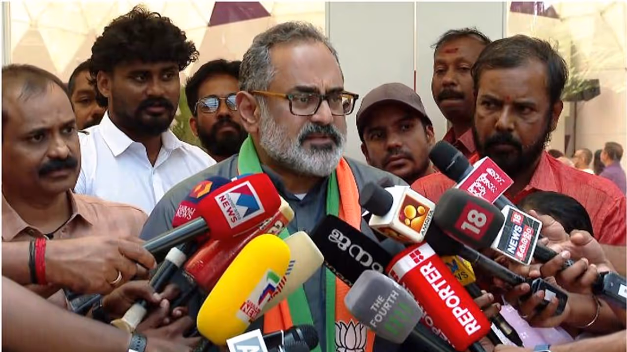 ഈസ്റ്റർ അവധി അവകാശം,മണിപ്പൂർ സർക്കാർ വിവാദ തീരുമാനം പിൻവലിക്കണമെന്ന് രാജീവ് ചന്ദ്രശേഖർ ഈസ്റ്റർ അവധി അവകാശം,മണിപ്പൂർ സർക്കാർ വിവാദ തീരുമാനം പിൻവലിക്കണമെന്ന് രാജീവ് ചന്ദ്രശേഖർ