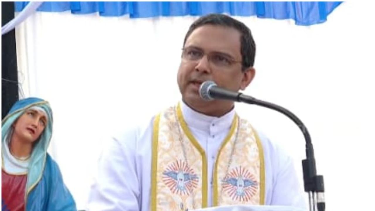 'ഭയത്തോട് കൂടി ഒരു മനുഷ്യനെങ്കിലും രാജ്യത്ത് ജീവിക്കുകയാണെങ്കിൽ അത് രാജ്യത്തിന്റെ പരാജയം'; മാർ തോമസ് തറയിൽ 'ഭയത്തോട് കൂടി ഒരു മനുഷ്യനെങ്കിലും രാജ്യത്ത് ജീവിക്കുകയാണെങ്കിൽ അത് രാജ്യത്തിന്റെ പരാജയം'; മാർ തോമസ് തറയിൽ