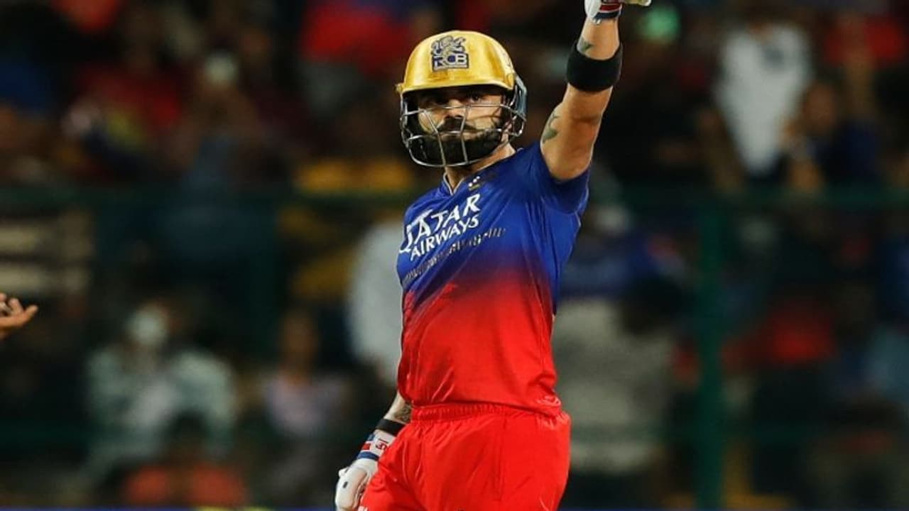 ఐపీఎల్ లో ఆర్సీబీ సిక్సర్ల మోత.. సరికొత్త రికార్డు ! ఐపీఎల్ లో ఆర్సీబీ సిక్సర్ల మోత.. సరికొత్త రికార్డు !