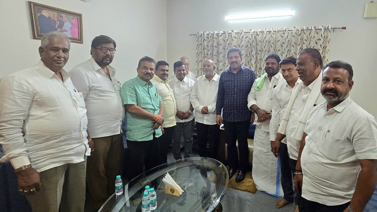 Lok Sabha Election 2024: ಸಂಗಣ್ಣ ಕರಡಿ ಜೊತೆ ಬಿಎಸ್‌ವೈ, ವಿಜಯೇಂದ್ರ ಮತ್ತೆ ಚರ್ಚೆ!