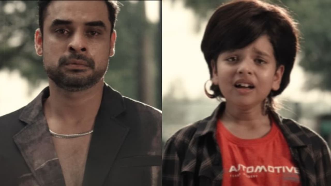 ബാല്യത്തിൽ തനിച്ചായ ഡേവിഡ്; കുഞ്ഞുമനസിന്റെ വിങ്ങലുമായി 'നടികർ' പാട്ടെത്തി ബാല്യത്തിൽ തനിച്ചായ ഡേവിഡ്; കുഞ്ഞുമനസിന്റെ വിങ്ങലുമായി 'നടികർ' പാട്ടെത്തി