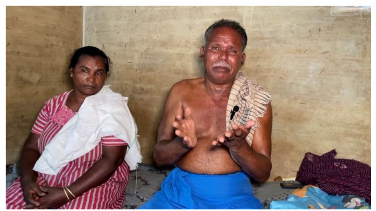 'ജീവിതം എങ്ങനെ മുന്നോട്ടുപോകുമെന്നറിയില്ല, അതിനിടയിൽ ജപ്തിയും'; നെഞ്ചുരുകി ഉദയനും സുമതിയും 'ജീവിതം എങ്ങനെ മുന്നോട്ടുപോകുമെന്നറിയില്ല, അതിനിടയിൽ ജപ്തിയും'; നെഞ്ചുരുകി ഉദയനും സുമതിയും