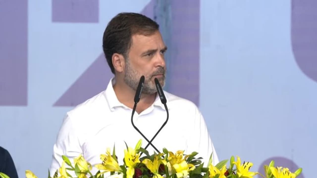 தேர்தலில் மேட்ச் ஃபிக்சிங் செய்யும் மோடி; ஈவிஎம் இல்லாமல் பாஜக 180 இடங்களை தாண்டாது: ராகுல் காந்து தாக்கு!