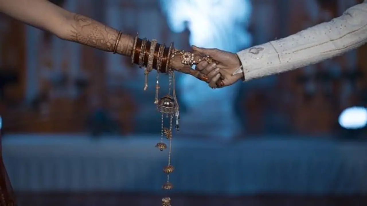 63 ವರ್ಷದ ಸನ್ಯಾಸಿ ಜೊತೆ 12ರ ಬಾಲಕಿ ಮದ್ವೆ, ಇದು ಫೋರ್ಸಿನಿಂದ ಮಾಡಿದ ಮದ್ವೆಯಲ್ವಂತೆ! 63 ವರ್ಷದ ಸನ್ಯಾಸಿ ಜೊತೆ 12ರ ಬಾಲಕಿ ಮದ್ವೆ, ಇದು ಫೋರ್ಸಿನಿಂದ ಮಾಡಿದ ಮದ್ವೆಯಲ್ವಂತೆ!