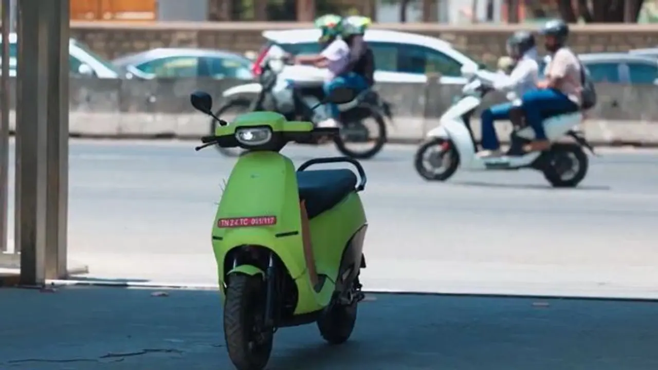Ola rolls out Solo, India's first autonomous electric scooter (WATCH) Ola rolls out Solo, India's first autonomous electric scooter (WATCH)