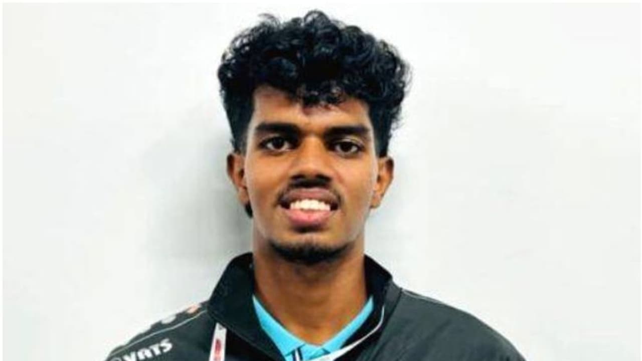 എട്ടാം ക്ലാസ് മുതൽ തുഴച്ചിൽ പരിശീലനം; നിരവധി തവണ വിജയം തേടിയെത്തി, കുട്ടനാടിന്റെ അഭിമാനമായി ആദർശ്