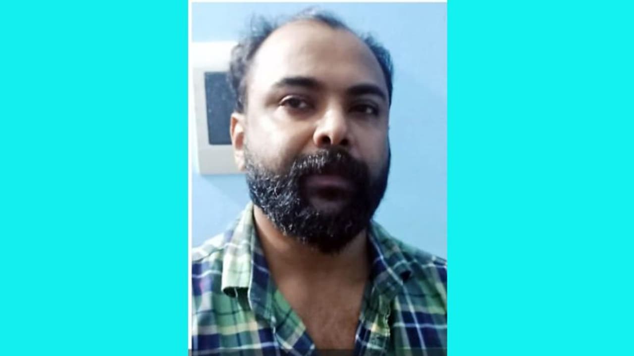 കൊടുംകുറ്റവാളി, ഇരട്ടക്കൊലയിൽ 64വർഷം തടവിന് ശിക്ഷിക്കപ്പെട്ടു, ബലാത്സംഗക്കേസിലും പ്രതി; ലെനിൻ പൊലീസ് പിടിയിൽ കൊടുംകുറ്റവാളി, ഇരട്ടക്കൊലയിൽ 64വർഷം തടവിന് ശിക്ഷിക്കപ്പെട്ടു, ബലാത്സംഗക്കേസിലും പ്രതി; ലെനിൻ പൊലീസ് പിടിയിൽ