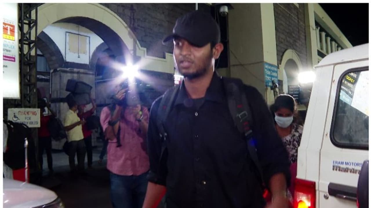 നാട്ടിലെത്തിയത് അത്ഭുതം പോലെ, മുരളീധരനും ശശി തരൂരിനും നന്ദി; റഷ്യയിൽ കുടുങ്ങിയ ഡേവിഡ് മുത്തപ്പൻ തിരിച്ചെത്തി