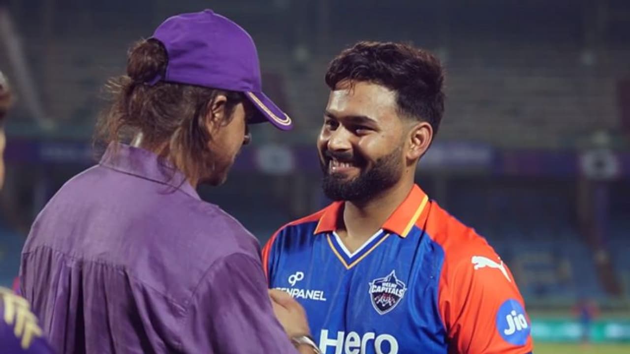 IPL 2024 : రిషబ్ పంత్ కు షారుఖ్ ఆత్మీయ ఆలింగనం... వైజాగ్ స్టేడియంలో పండిన ఎమోషన్... IPL 2024 : రిషబ్ పంత్ కు షారుఖ్ ఆత్మీయ ఆలింగనం... వైజాగ్ స్టేడియంలో పండిన ఎమోషన్...