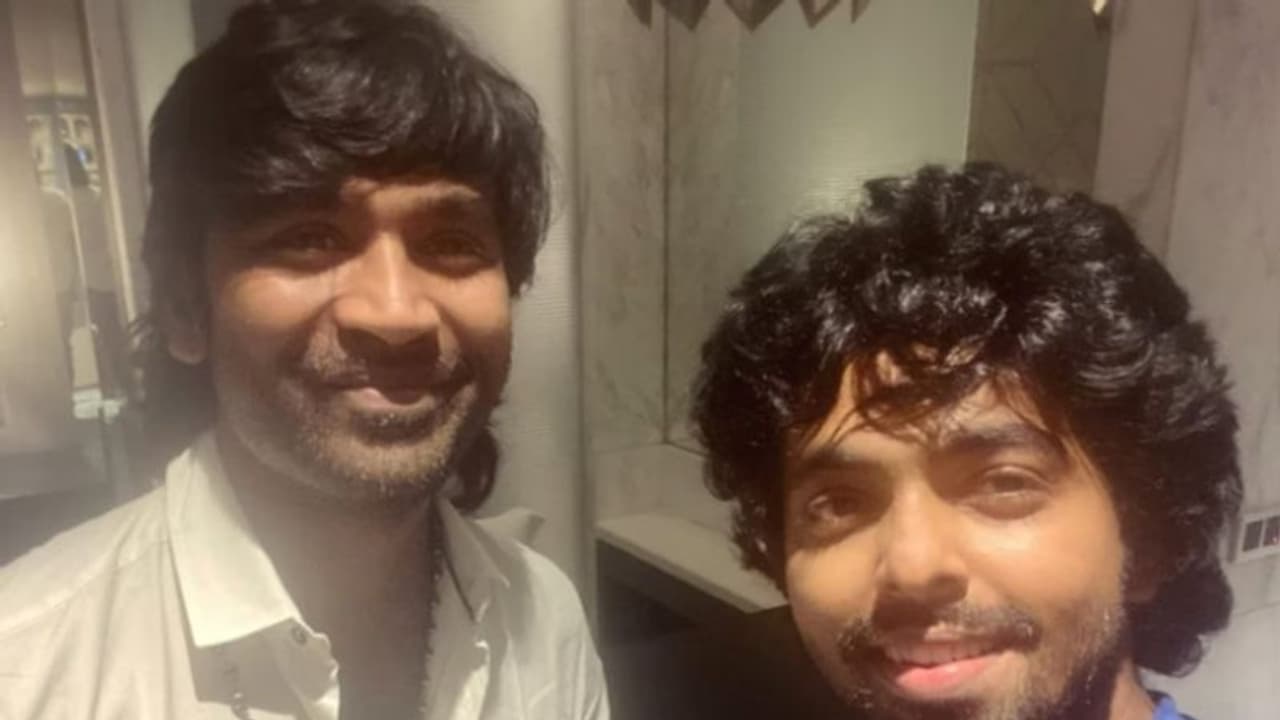 'നടൻ ധനുഷുമായി പിണക്കമായിരുന്നു', ആറ് വര്ഷം മിണ്ടിയില്ലെന്നും വെളിപ്പെടുത്തി പ്രകാശ് കുമാര് 'നടൻ ധനുഷുമായി പിണക്കമായിരുന്നു', ആറ് വര്ഷം മിണ്ടിയില്ലെന്നും വെളിപ്പെടുത്തി പ്രകാശ് കുമാര്