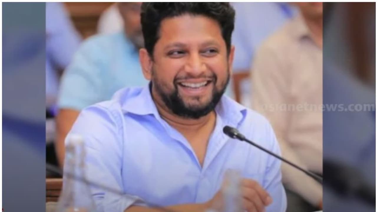 'ഇംഗ്ളീഷിലോ ഹിന്ദിയിലോ സംസാരിച്ചാൽ ഞാൻ പത്രിക പിൻവലിക്കാം'; എതിർ സ്ഥാനാർത്ഥിയെ പരിഹസിച്ച് ബിജെപി സ്ഥാനാർത്ഥി 'ഇംഗ്ളീഷിലോ ഹിന്ദിയിലോ സംസാരിച്ചാൽ ഞാൻ പത്രിക പിൻവലിക്കാം'; എതിർ സ്ഥാനാർത്ഥിയെ പരിഹസിച്ച് ബിജെപി സ്ഥാനാർത്ഥി