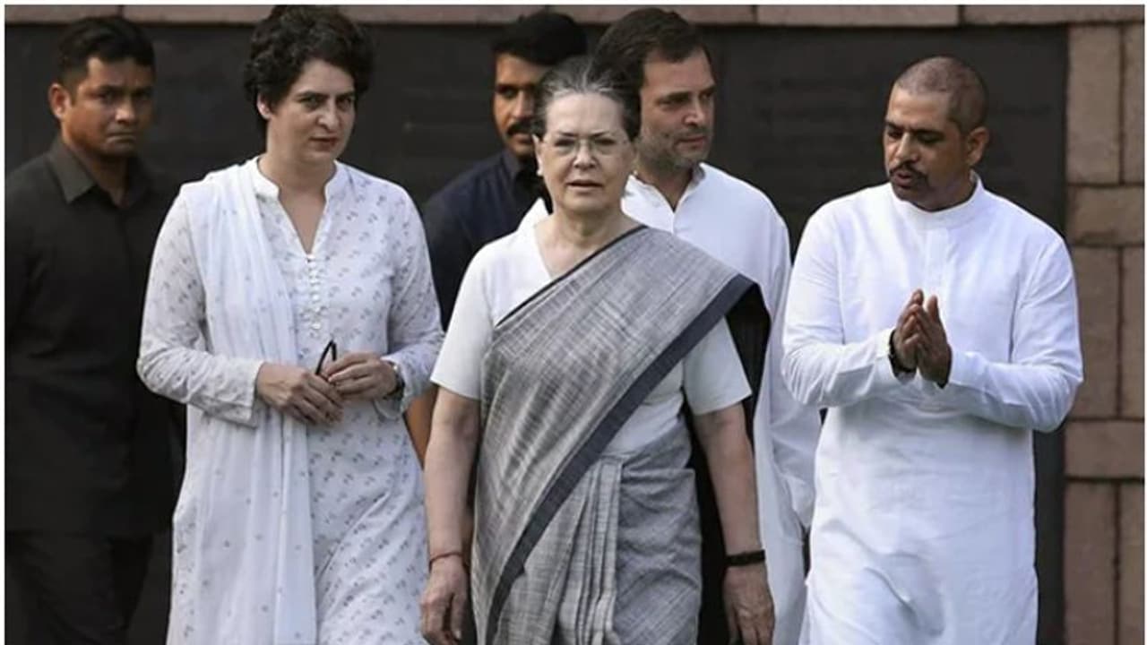 രാഹുലും പ്രിയങ്കയുമല്ല, നെഹ്റു കുടുംബത്തിന്റെ പ്രിയപ്പെട്ട അമേഠിയിൽ റോബർട്ട് വാദ്ര സ്ഥാനാര്‍ത്ഥിയായേക്കും