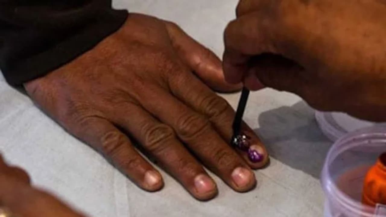 Gurumurthy Take: ದೇಶದ ಗುರಿ, ಪಥವನ್ನು ಬದಲಿಸಲಿರುವ 2024ರ ಚುನಾವಣೆ! Gurumurthy Take: ದೇಶದ ಗುರಿ, ಪಥವನ್ನು ಬದಲಿಸಲಿರುವ 2024ರ ಚುನಾವಣೆ!