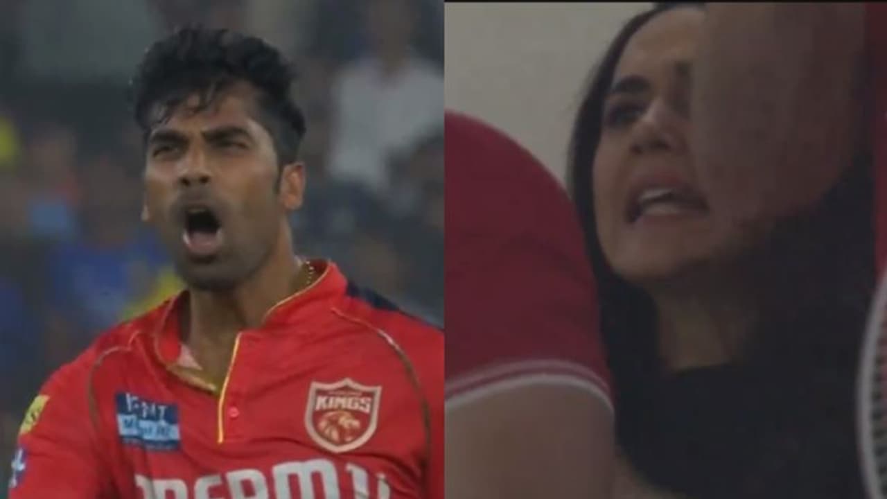 ശശാങ്ക് സിംഗിന്റെ പ്രതികാരം; അന്ന് തള്ളിപ്പറഞ്ഞ അതേ പ്രീതി സിന്റ തുള്ളിച്ചാടുന്ന വീഡിയോ വൈറല് ശശാങ്ക് സിംഗിന്റെ പ്രതികാരം; അന്ന് തള്ളിപ്പറഞ്ഞ അതേ പ്രീതി സിന്റ തുള്ളിച്ചാടുന്ന വീഡിയോ വൈറല്