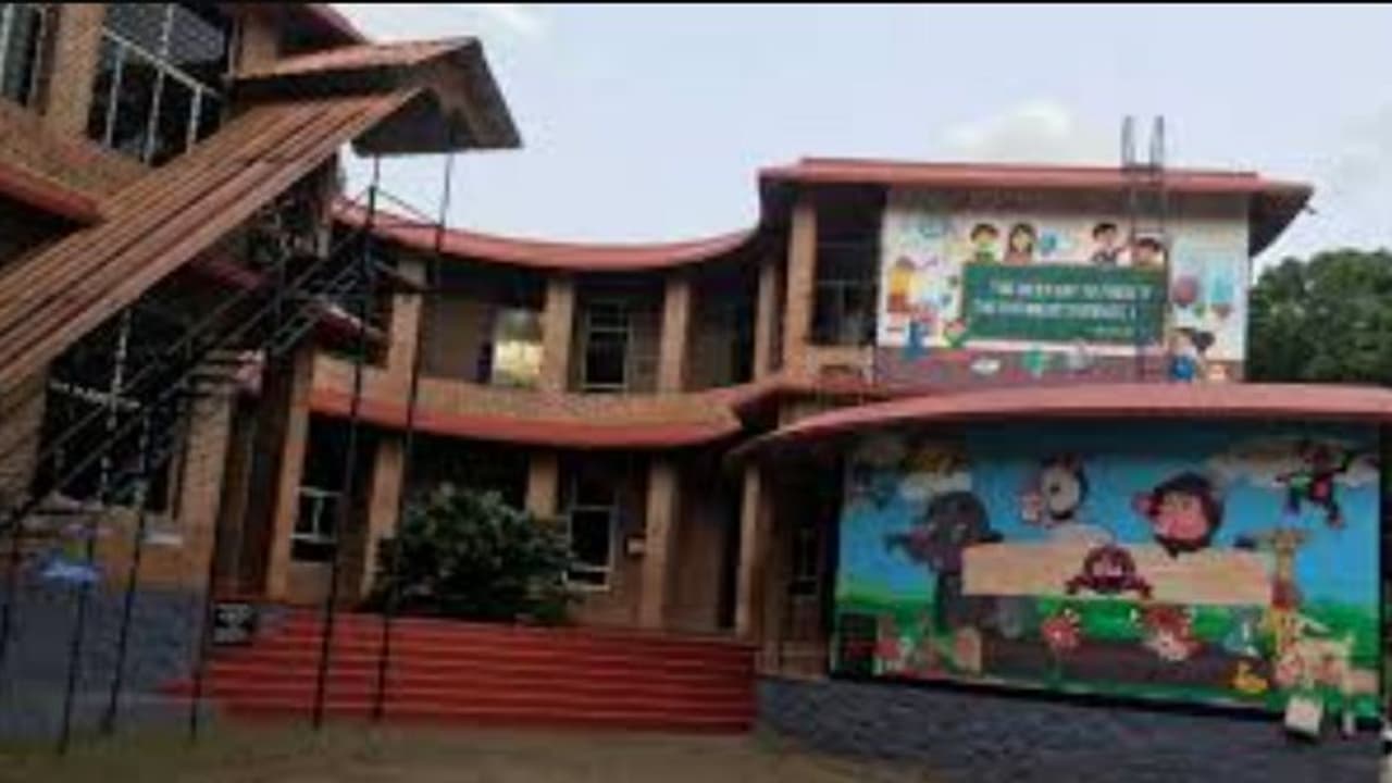 5000 സ്റ്റൈപ്പന്റോടെ ഡിപ്ലോമ കോഴ്സ് പഠിക്കാം; താമസവും ഭക്ഷണവും സൌജന്യം, 10ാം ക്ലാസ് പാസായവർക്ക് അപേക്ഷിക്കാം 5000 സ്റ്റൈപ്പന്റോടെ ഡിപ്ലോമ കോഴ്സ് പഠിക്കാം; താമസവും ഭക്ഷണവും സൌജന്യം, 10ാം ക്ലാസ് പാസായവർക്ക് അപേക്ഷിക്കാം