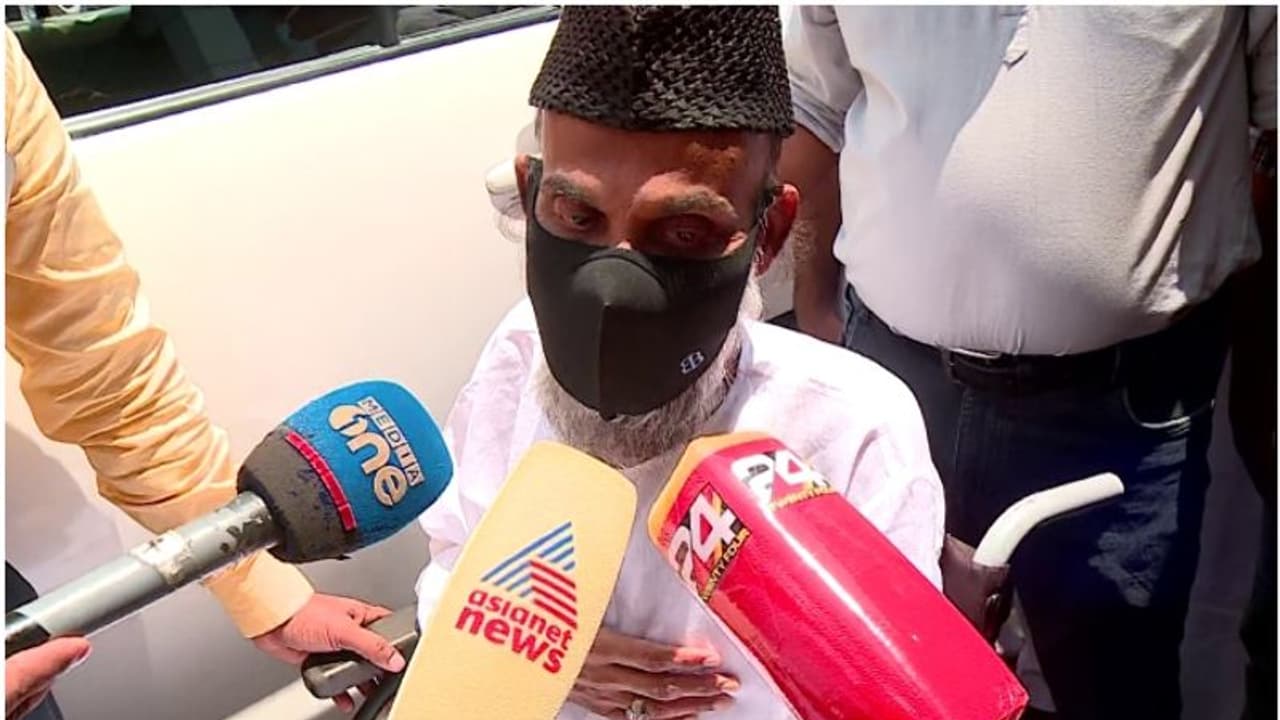 പി ഡി പി ചെയർമാൻ അബ്ദുൾ നാസർ മഅ്ദനി ആശുപത്രി വിട്ടു 