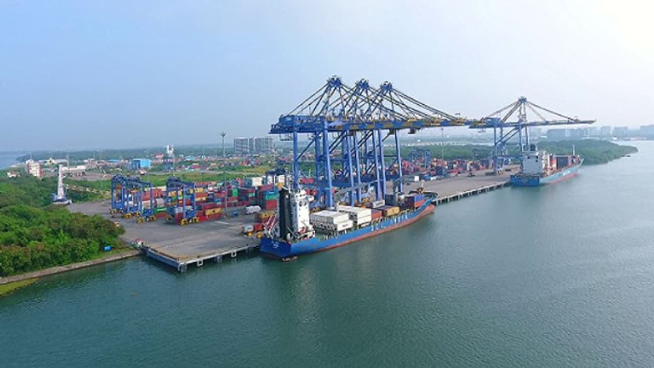 മത്സരിച്ചത് ചെന്നൈ അടക്കം 10 പ്രമുഖ ടെര്‍മിനലുകളോട്; ഒടുവില്‍ ഒന്നാം സ്ഥാനം വല്ലാര്‍പാടത്തിന്