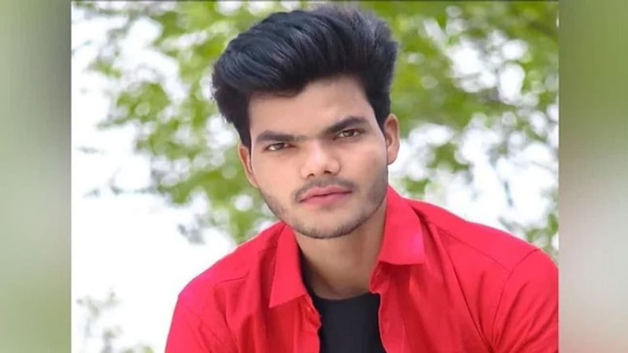 ಕೆಲಸ ಕೊಟ್ಟ ಬಾಸ್ನ ಹೆಂಡ್ತಿ ಜೊತೆ ಉದ್ಯೋಗಿಯ ಅಕ್ರಮ ಸಂಬಂಧ, ವಿಷ್ಯ ಗೊತ್ತಾದ ಮೇಲೆ ಮನೆಗೆ ಕರೆಸಿದ..! ಕೆಲಸ ಕೊಟ್ಟ ಬಾಸ್ನ ಹೆಂಡ್ತಿ ಜೊತೆ ಉದ್ಯೋಗಿಯ ಅಕ್ರಮ ಸಂಬಂಧ, ವಿಷ್ಯ ಗೊತ್ತಾದ ಮೇಲೆ ಮನೆಗೆ ಕರೆಸಿದ..!