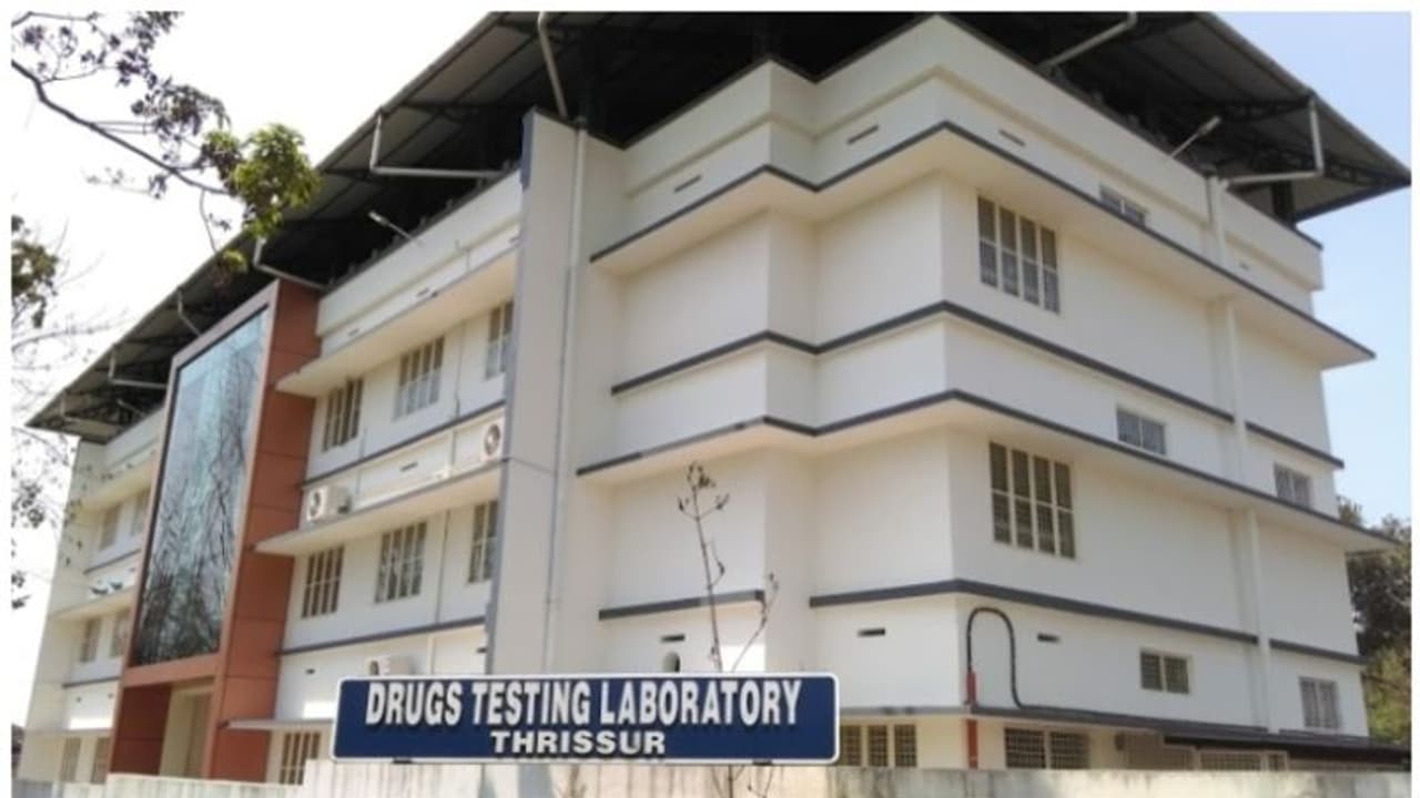 സംസ്ഥാനത്ത് വിപണിയിലുള്ള ഈ ആയുർവേദ മരുന്നുകൾക്ക് ഗുണനിലവാരമില്ലെന്ന് കണ്ടെത്തി; കൈവശമുള്ളവർ തിരിച്ചേൽപ്പിക്കണം സംസ്ഥാനത്ത് വിപണിയിലുള്ള ഈ ആയുർവേദ മരുന്നുകൾക്ക് ഗുണനിലവാരമില്ലെന്ന് കണ്ടെത്തി; കൈവശമുള്ളവർ തിരിച്ചേൽപ്പിക്കണം