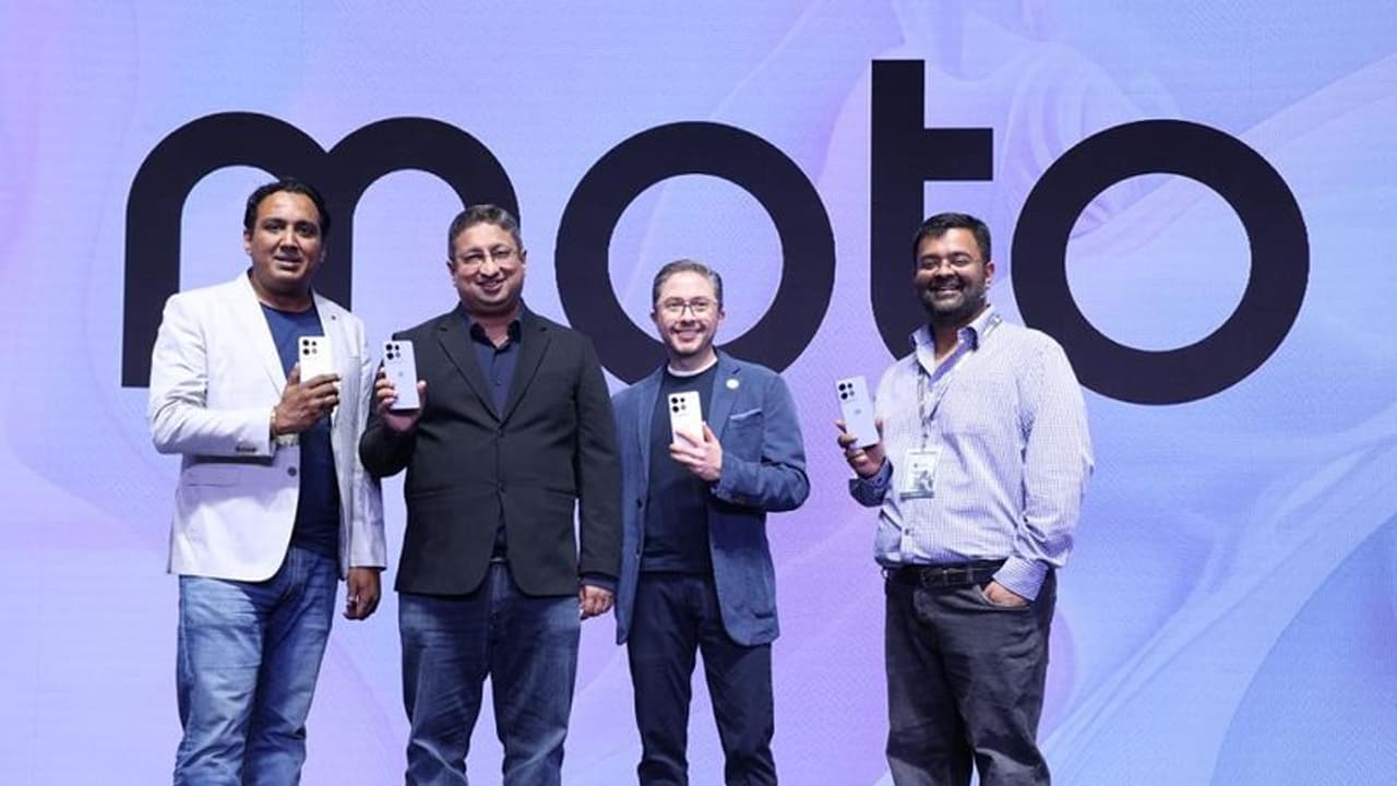 ತಂತ್ರಜ್ಞಾನ, ಕಲೆ ಸಮ್ಮಿಳಿತ ಮೋಟೊರೋಲಾ ಎಡ್ಸ್ 50 ಪ್ರೊ: ನಾಳೆಯಿಂದ ಎಲ್ಲೆಡೆ ಲಭ್ಯ ತಂತ್ರಜ್ಞಾನ, ಕಲೆ ಸಮ್ಮಿಳಿತ ಮೋಟೊರೋಲಾ ಎಡ್ಸ್ 50 ಪ್ರೊ: ನಾಳೆಯಿಂದ ಎಲ್ಲೆಡೆ ಲಭ್ಯ