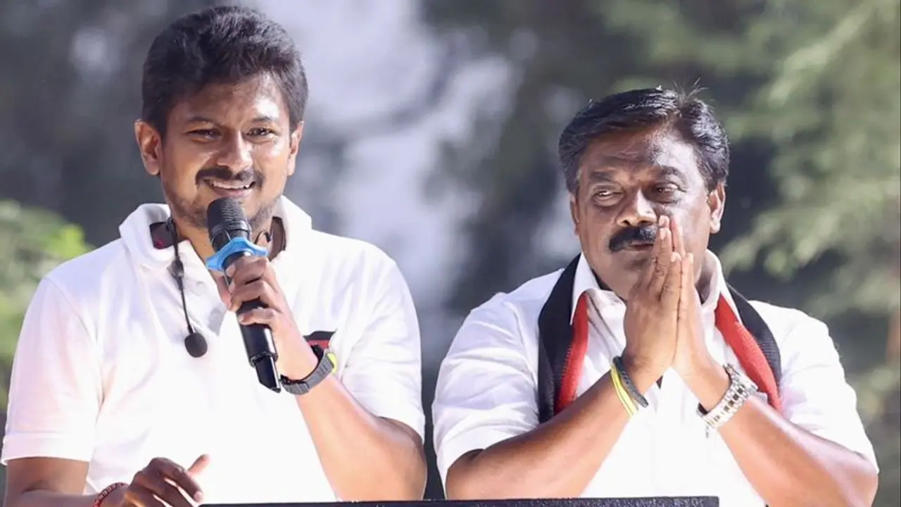 உதயநிதி ஸ்டாலினின் பிரசார கூட்டத்திற்கு வந்த வாகனம் விபத்தில் சிக்கி இருவர் பலி உதயநிதி ஸ்டாலினின் பிரசார கூட்டத்திற்கு வந்த வாகனம் விபத்தில் சிக்கி இருவர் பலி