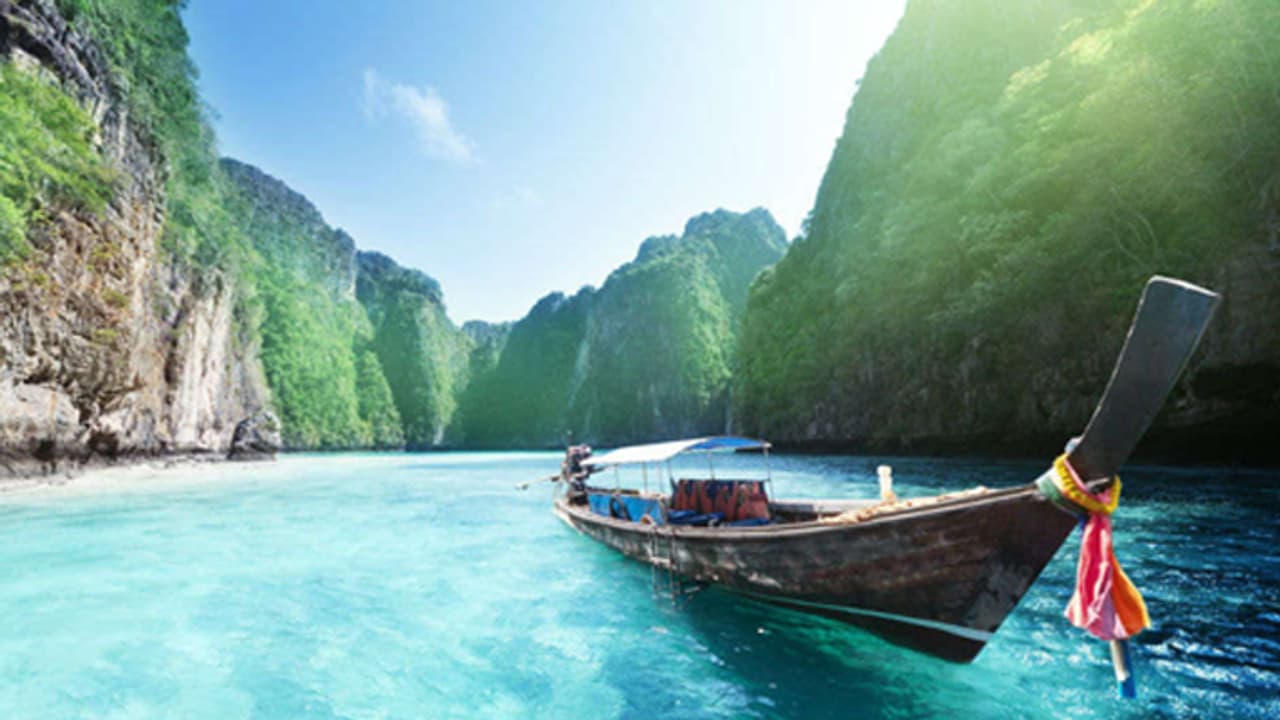 ಮಾರಾಟಕ್ಕಿದೆ ಸುಂದರ ದ್ವೀಪದ ಐಷಾರಾಮಿ ಬಂಗಲೆ, ಬೆಲೆ ಎಷ್ಟು ಗೊತ್ತಾ? ಮಾರಾಟಕ್ಕಿದೆ ಸುಂದರ ದ್ವೀಪದ ಐಷಾರಾಮಿ ಬಂಗಲೆ, ಬೆಲೆ ಎಷ್ಟು ಗೊತ್ತಾ?