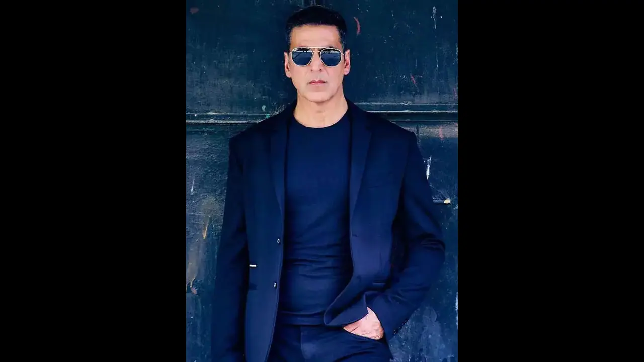 Akshay Kumar's production house falls victim to fake casting scam, Mumbai Police arrests conman Akshay Kumar's production house falls victim to fake casting scam, Mumbai Police arrests conman