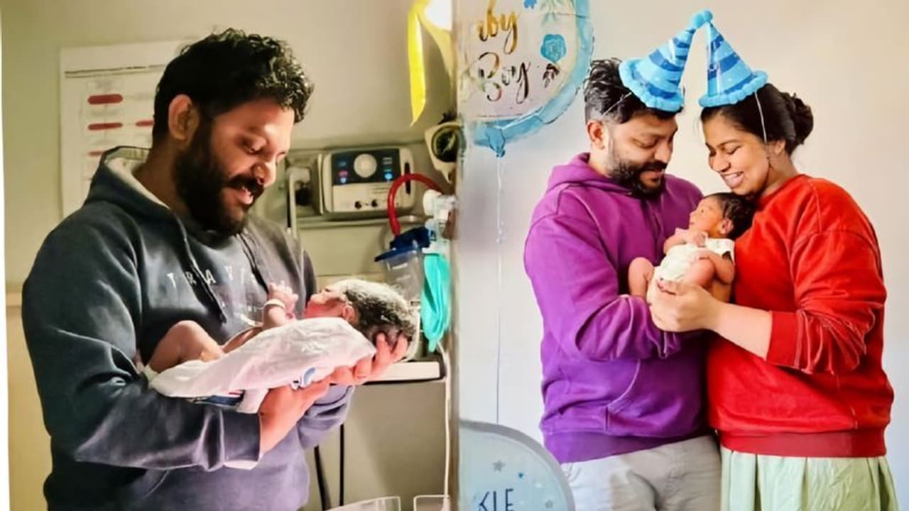 'എനിക്കറിയാം ഇതങ്ങനെ പെട്ടെന്നൊന്നും പുറത്ത് വരൂല്ലാ', മകൻ ജനിച്ചതിനെക്കുറിച്ച് ആർ ജെ മാത്തുക്കുട്ടി 'എനിക്കറിയാം ഇതങ്ങനെ പെട്ടെന്നൊന്നും പുറത്ത് വരൂല്ലാ', മകൻ ജനിച്ചതിനെക്കുറിച്ച് ആർ ജെ മാത്തുക്കുട്ടി