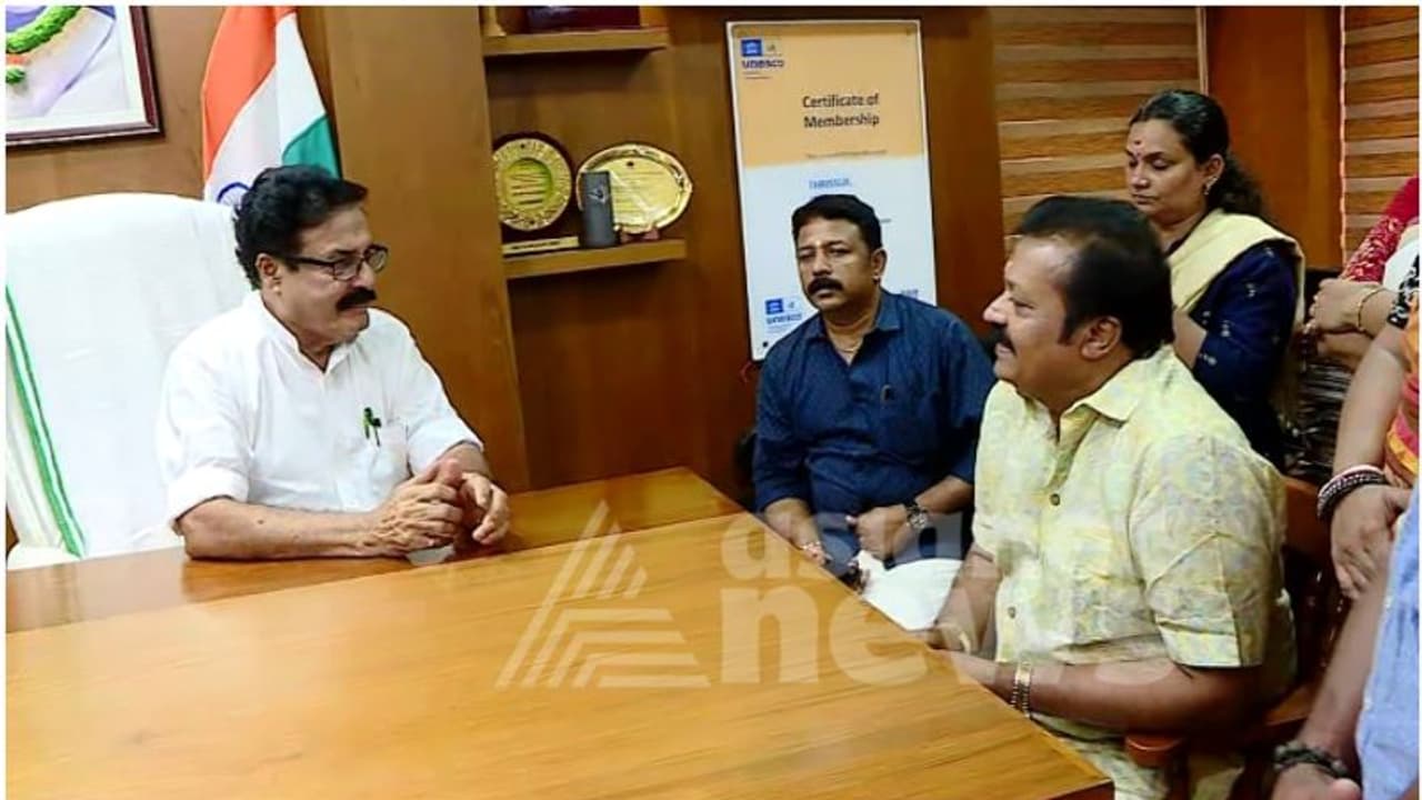 'സുരേഷ് ഗോപിക്ക് പിന്തുണ പ്രഖ്യാപിച്ചെന്ന പ്രചാരണം വാസ്തവവിരുദ്ധം, എപ്പോഴും എൽഡിഎഫിനൊപ്പം': തൃശ്ശൂര് മേയര് 'സുരേഷ് ഗോപിക്ക് പിന്തുണ പ്രഖ്യാപിച്ചെന്ന പ്രചാരണം വാസ്തവവിരുദ്ധം, എപ്പോഴും എൽഡിഎഫിനൊപ്പം': തൃശ്ശൂര് മേയര്