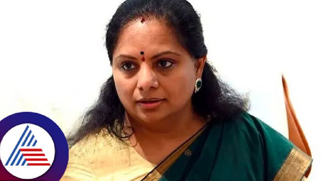 ಅಪ್ಗೆ 25 ಕೋಟಿ ರು. ನೀಡಿ: ಮದ್ಯ ಉದ್ಯಮಿಗೆ ಕವಿತಾ ಬೆದರಿಕೆ! ಅಪ್ಗೆ 25 ಕೋಟಿ ರು. ನೀಡಿ: ಮದ್ಯ ಉದ್ಯಮಿಗೆ ಕವಿತಾ ಬೆದರಿಕೆ!