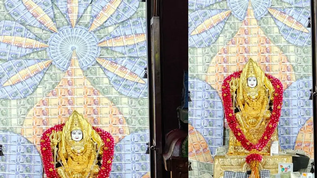கோவையில் பிரசித்தி பெற்ற முத்துமாரியம்மன் கோவில்.. லட்சம் மதிப்புள்ள ரூபாய் நோட்டுகளால் அலங்காரம்!