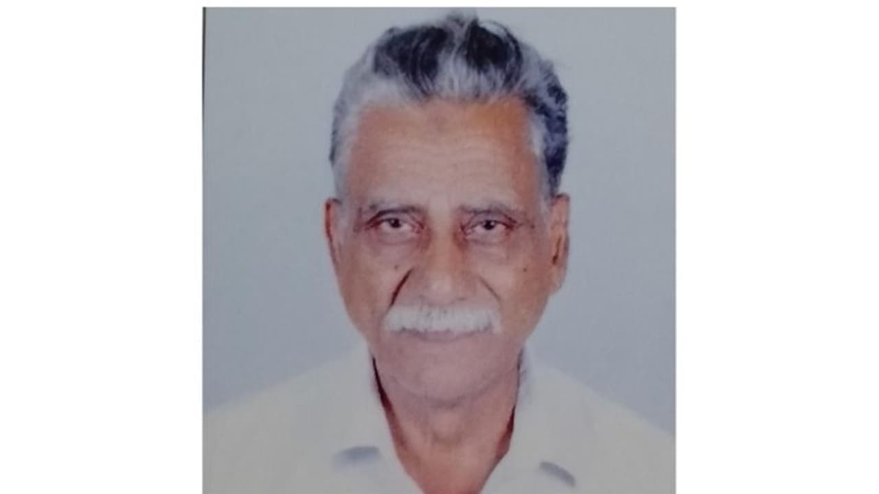 പ്രവാസിയായ മകളെയും മരുമകനെയും സന്ദർശിക്കാൻ സൗദിയിലെത്തിയ പിതാവ് മരിച്ചു പ്രവാസിയായ മകളെയും മരുമകനെയും സന്ദർശിക്കാൻ സൗദിയിലെത്തിയ പിതാവ് മരിച്ചു