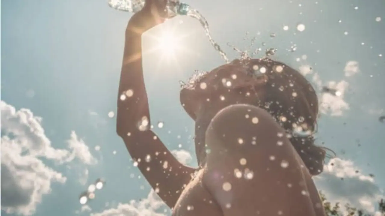 6 ideal ways to stay cool this summer without air conditioning