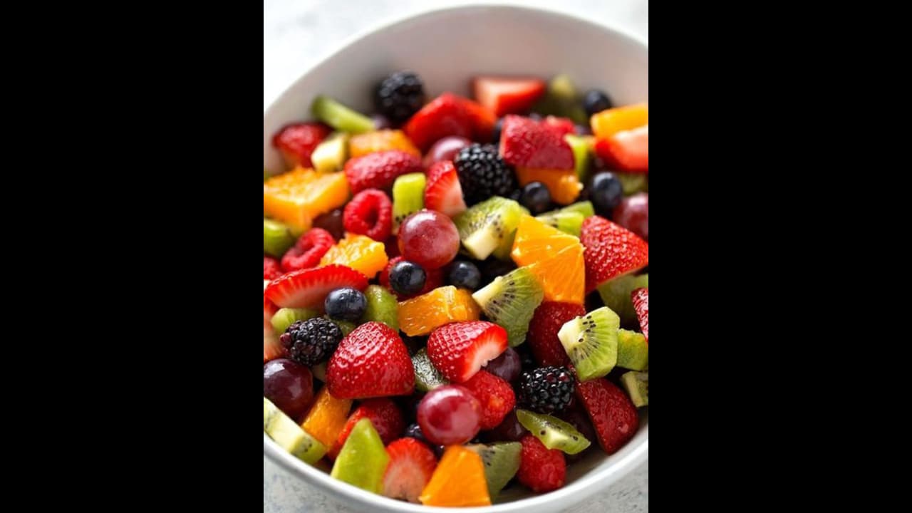 പ്രമേഹരോ​ഗികൾ ഒഴിവാക്കേണ്ടതും കഴിക്കേണ്ടതുമായ പഴങ്ങൾ 