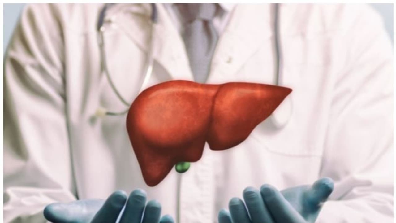 Health Tips : കരളിന്റെ ആരോഗ്യത്തിനായി ഒഴിവാക്കേണ്ട അഞ്ച് ഭക്ഷണങ്ങൾ Health Tips : കരളിന്റെ ആരോഗ്യത്തിനായി ഒഴിവാക്കേണ്ട അഞ്ച് ഭക്ഷണങ്ങൾ