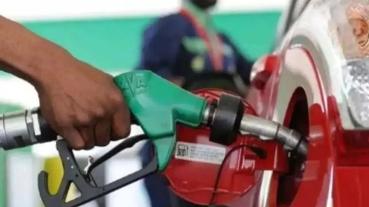 Petrol, diesel gets costlier by Rs 3 in Karnataka: BJP slams Congress' intent to loot common man (WATCH)