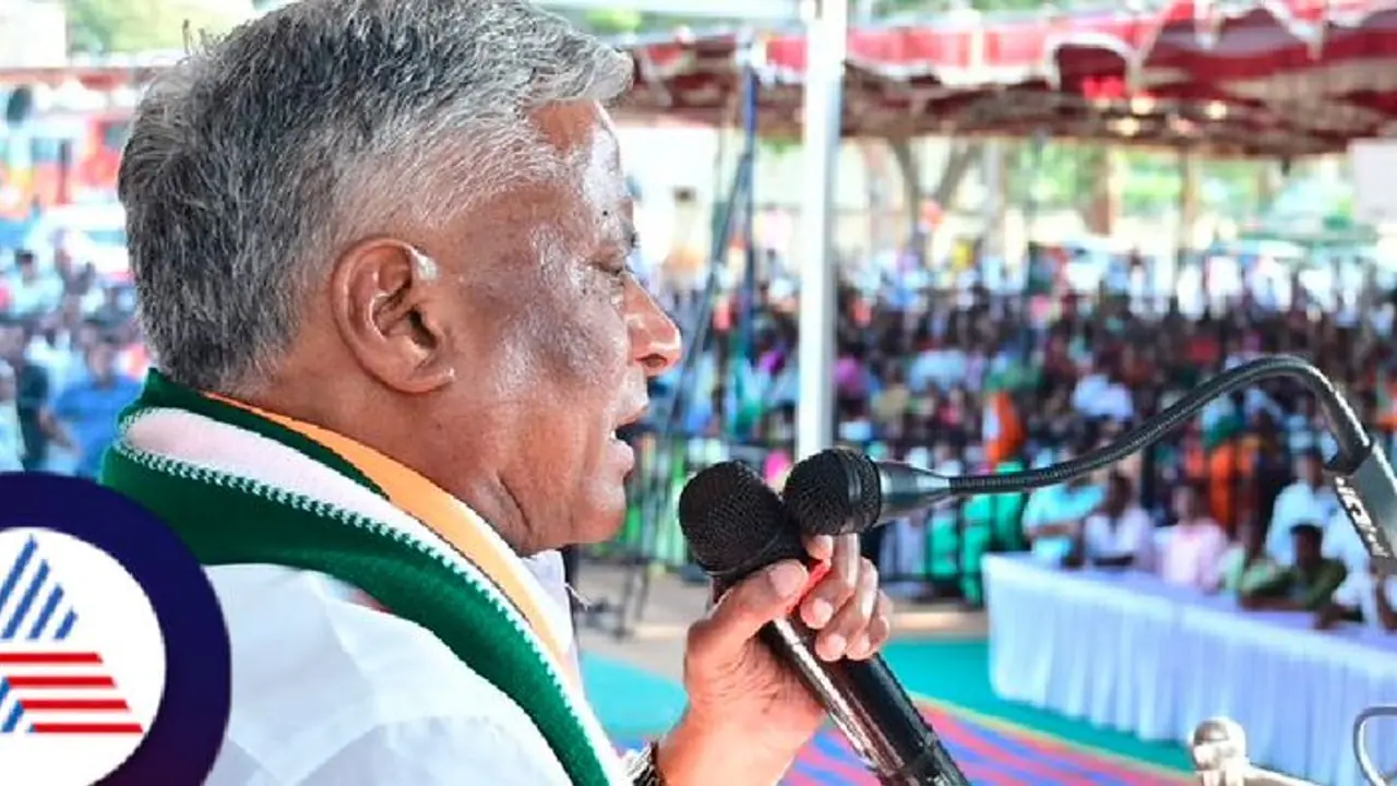 ಸಿದ್ದರಾಮಯ್ಯ ಸಿಎಂ ಆಗಲು 86 ಶಾಸಕರ ಸಹಿ ಹಾಕಿಸಿಕೊಟ್ಟಿದ್ದು ನಾನೇ: ಸೋಮಣ್ಣ ಸಿದ್ದರಾಮಯ್ಯ ಸಿಎಂ ಆಗಲು 86 ಶಾಸಕರ ಸಹಿ ಹಾಕಿಸಿಕೊಟ್ಟಿದ್ದು ನಾನೇ: ಸೋಮಣ್ಣ