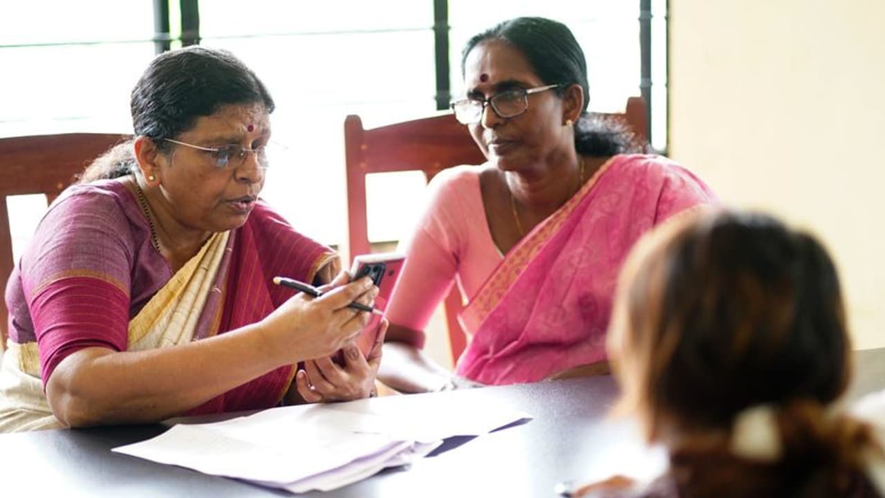 '40 വർഷമായ ദമ്പതികൾ പോലും പരാതിയുമായി, ഭർത്താവിൽ പരസ്ത്രീ ബന്ധം ആരോപിക്കുന്നവരും'; ലഹരിയും വില്ലനെന്ന് സതീദേവി '40 വർഷമായ ദമ്പതികൾ പോലും പരാതിയുമായി, ഭർത്താവിൽ പരസ്ത്രീ ബന്ധം ആരോപിക്കുന്നവരും'; ലഹരിയും വില്ലനെന്ന് സതീദേവി