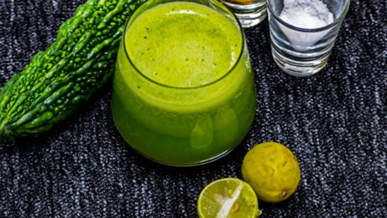 പതിവായി പാവയ്ക്കാ ജ്യൂസ് കുടിക്കൂ; അറിയാം ഈ ഗുണങ്ങള്... പതിവായി പാവയ്ക്കാ ജ്യൂസ് കുടിക്കൂ; അറിയാം ഈ ഗുണങ്ങള്...