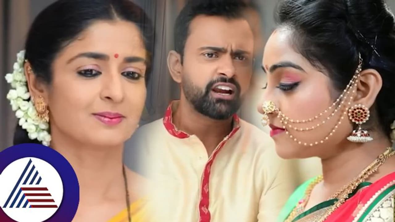 ಆಗ ಆ ಕೆಲಸದೋಳು, ಈಗ ಈ ಕೆಲಸದೋಳು... ಕಥೆ ಸಿಕ್ತಿಲ್ವಾ ಕೇಳಿದ ಭಾಗ್ಯಲಕ್ಷ್ಮಿ ಅಭಿಮಾನಿಗಳು! ಆಗ ಆ ಕೆಲಸದೋಳು, ಈಗ ಈ ಕೆಲಸದೋಳು... ಕಥೆ ಸಿಕ್ತಿಲ್ವಾ ಕೇಳಿದ ಭಾಗ್ಯಲಕ್ಷ್ಮಿ ಅಭಿಮಾನಿಗಳು! 