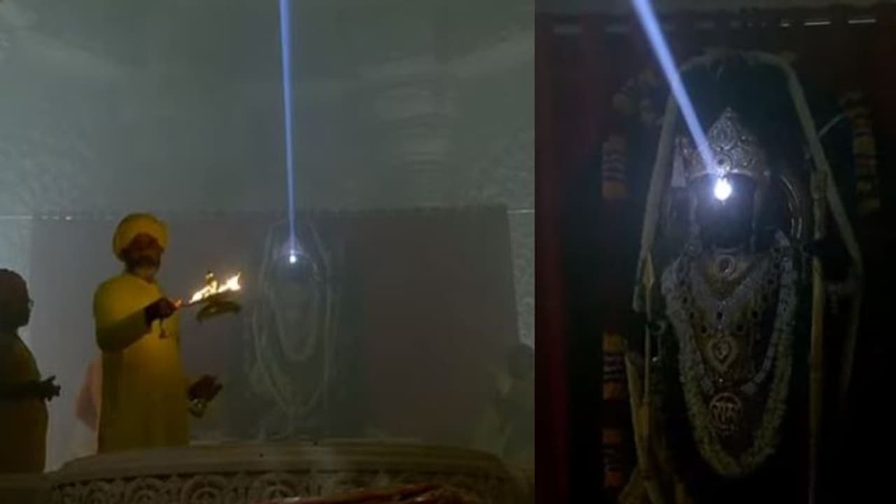 സൂര്യ തിലകവുമായി രാം ലല്ല, നിമിഷങ്ങൾ മാത്രം നീളുന്ന ചടങ്ങിന് സാക്ഷിയാകാനെത്തിയത് നിരവധി വിശ്വാസികൾ സൂര്യ തിലകവുമായി രാം ലല്ല, നിമിഷങ്ങൾ മാത്രം നീളുന്ന ചടങ്ങിന് സാക്ഷിയാകാനെത്തിയത് നിരവധി വിശ്വാസികൾ