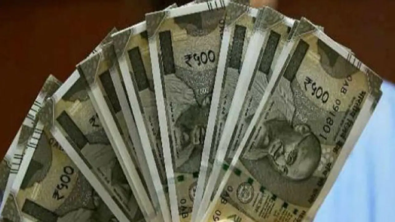 ഭവന വായ്പയ്ക്കൊപ്പം എച്ച്ആര്എ ക്ലെയിം ചെയ്യാൻ കഴിയുമോ? പുതിയ നികുതി വ്യവസ്ഥയിൽ ഈ കാര്യങ്ങൾ ശ്രദ്ധിക്കണം ഭവന വായ്പയ്ക്കൊപ്പം എച്ച്ആര്എ ക്ലെയിം ചെയ്യാൻ കഴിയുമോ? പുതിയ നികുതി വ്യവസ്ഥയിൽ ഈ കാര്യങ്ങൾ ശ്രദ്ധിക്കണം