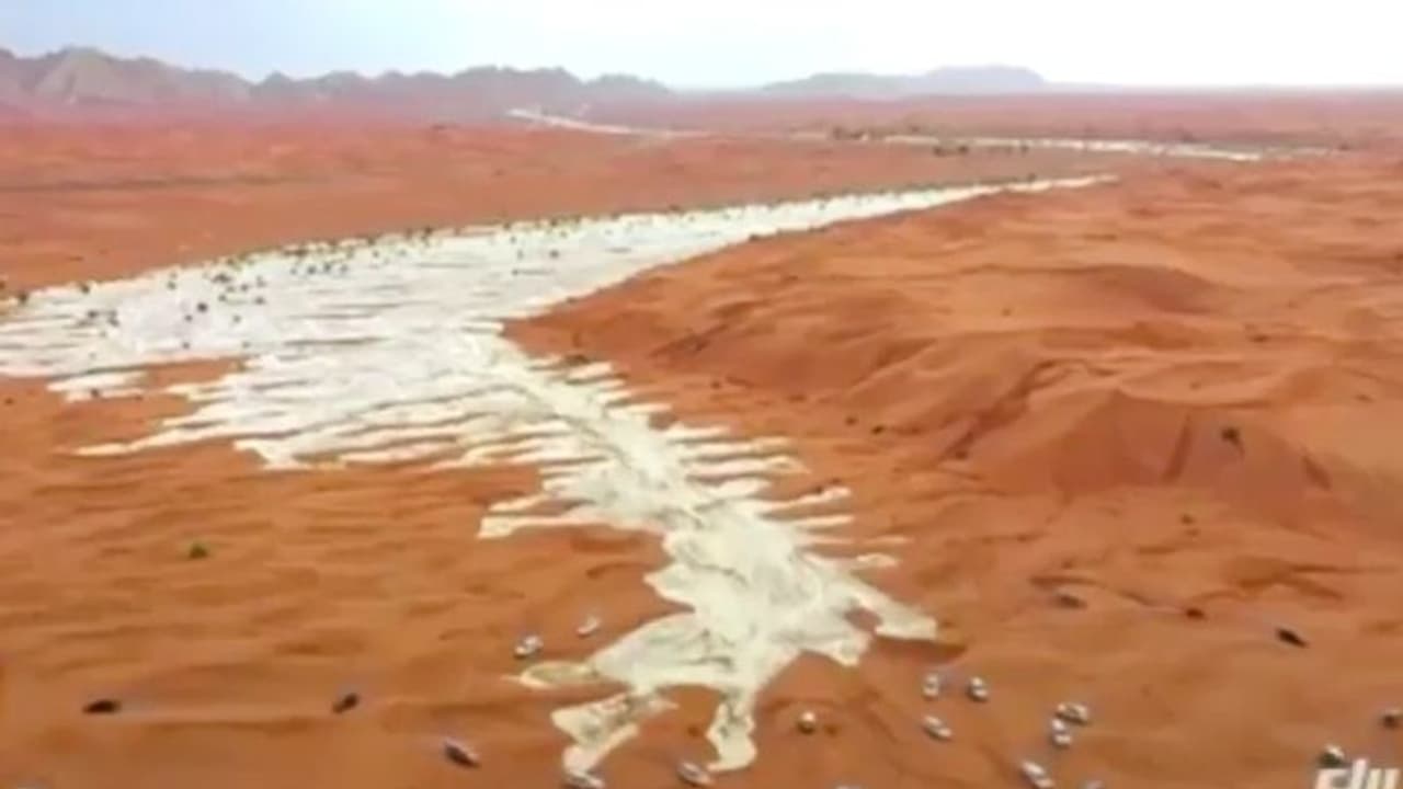 Dubai floods: Dramatic aerial video of torrential rain waters entering city's desert surfaces (WATCH) Dubai floods: Dramatic aerial video of torrential rain waters entering city's desert surfaces (WATCH)