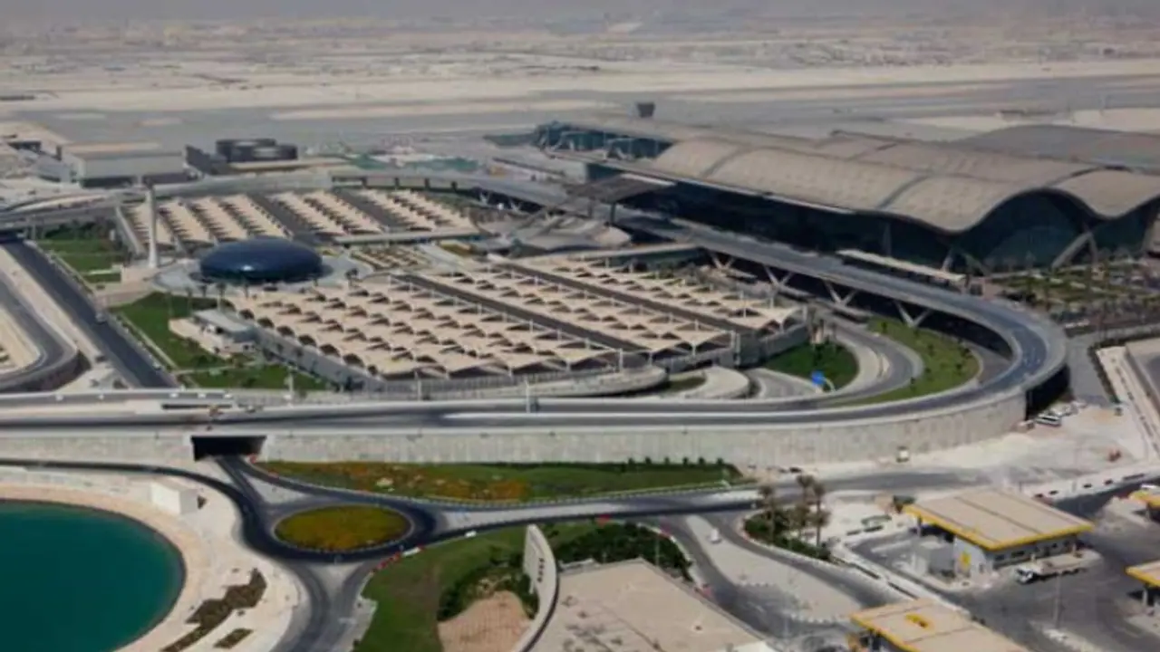 Skytrax : உலக அளவில் டாப் ஏர்போர்ட்.. 12 முறை சாம்பியனாக இருந்த சிங்கப்பூர் தோற்கடிக்கப்பட்டது யாரால்?