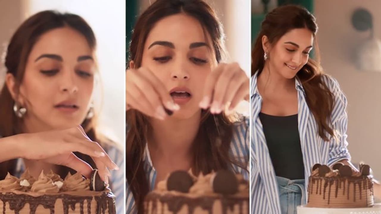 'Baking with my favourite snakk', Kiara Advani in kitchen baking cakes is the cutest thing ever  WATCH