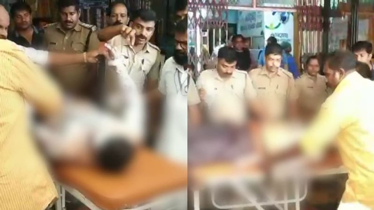 ജപ്തി നടപടിക്കിടെ സ്ത്രീ ദേഹത്ത് പെട്രോളൊഴിച്ച് തീ കൊളുത്തി;രക്ഷിക്കാനെത്തിയ പൊലീസുകാര്‍ക്കും പൊള്ളലേറ്റു