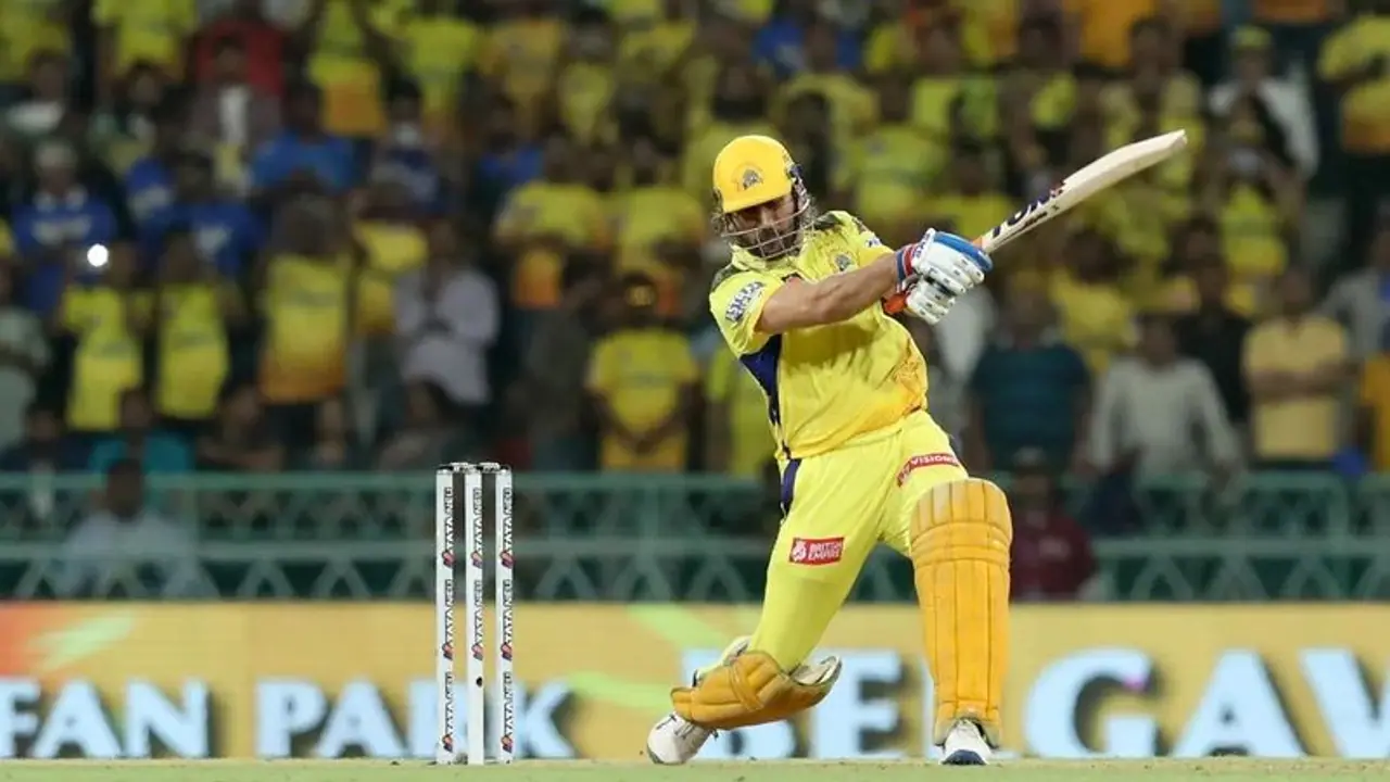 ಎಂ ಎಸ್ ಧೋನಿಗೆ ಈ ವಯಸ್ಸಲ್ಲಿ ಇಷ್ಟೊಂದು ಪವರ್ ಎಲ್ಲಿಂದ..? ಇಲ್ಲಿದೆ ಇಂಟ್ರೆಸ್ಟಿಂಗ್ ಡೀಟೈಲ್ಸ್ ಎಂ ಎಸ್ ಧೋನಿಗೆ ಈ ವಯಸ್ಸಲ್ಲಿ ಇಷ್ಟೊಂದು ಪವರ್ ಎಲ್ಲಿಂದ..? ಇಲ್ಲಿದೆ ಇಂಟ್ರೆಸ್ಟಿಂಗ್ ಡೀಟೈಲ್ಸ್