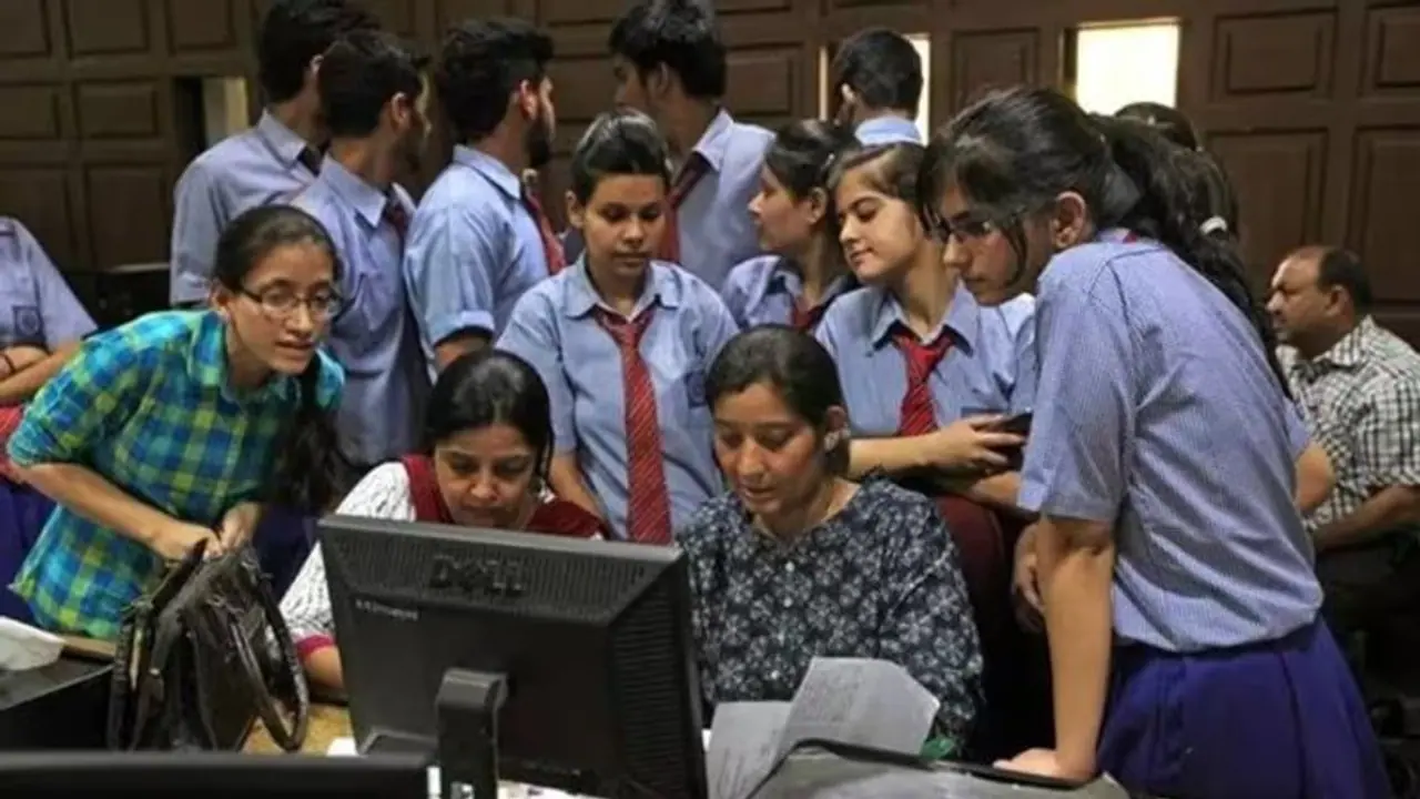 UP board 10th, 12th results 2024 Live : डिजीलॉकर से भी चेक कर सकते हैं रिजल्ट-देखें और कहां मिलेगी ये सुविधा?